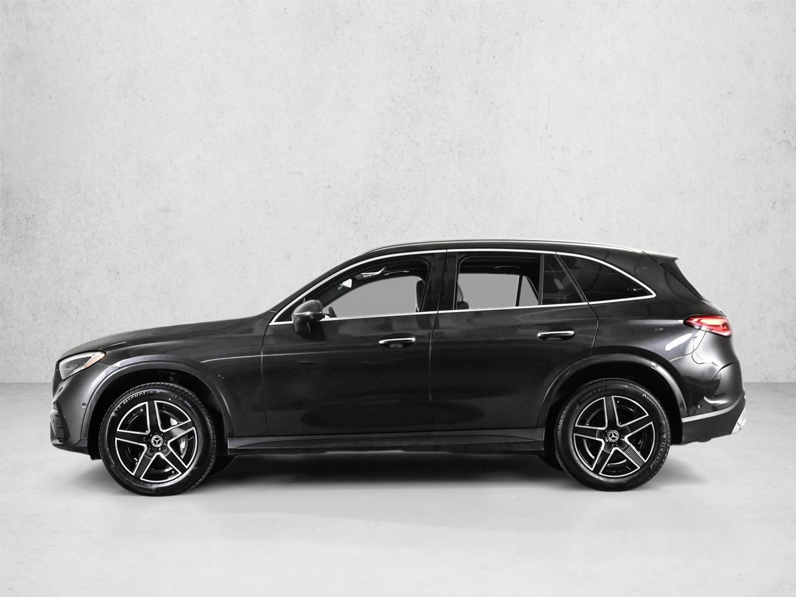Thumbnail: 2023 Mercedes-Benz GLC - 2