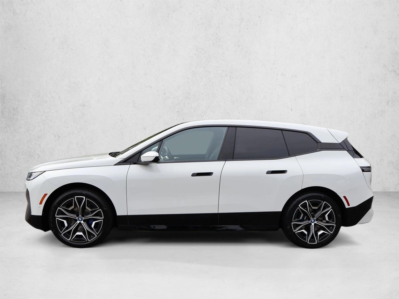 Thumbnail: 2023 BMW iX - 2