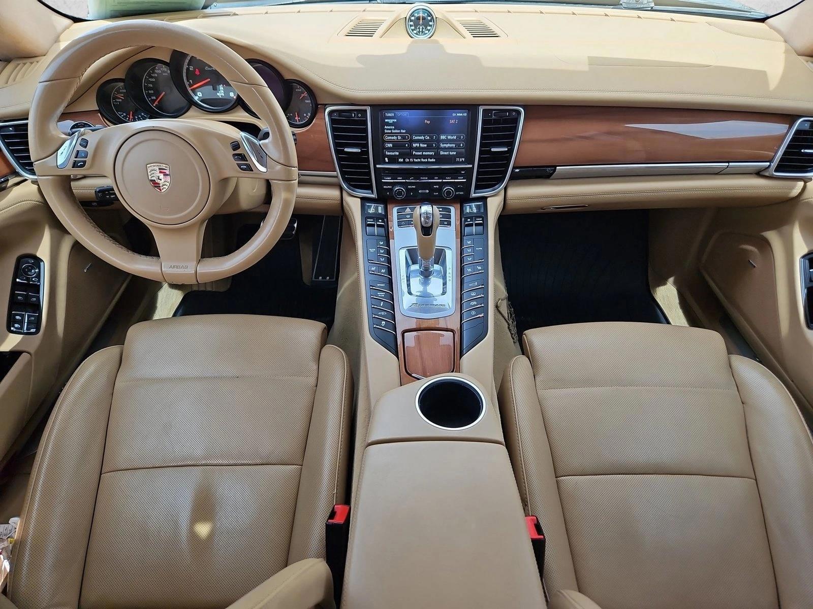 Thumbnail: 2010 Porsche Panamera - 3