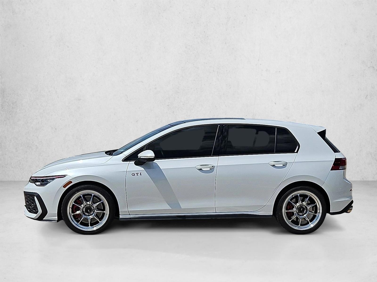 Thumbnail: 2026 Volkswagen Golf - 2