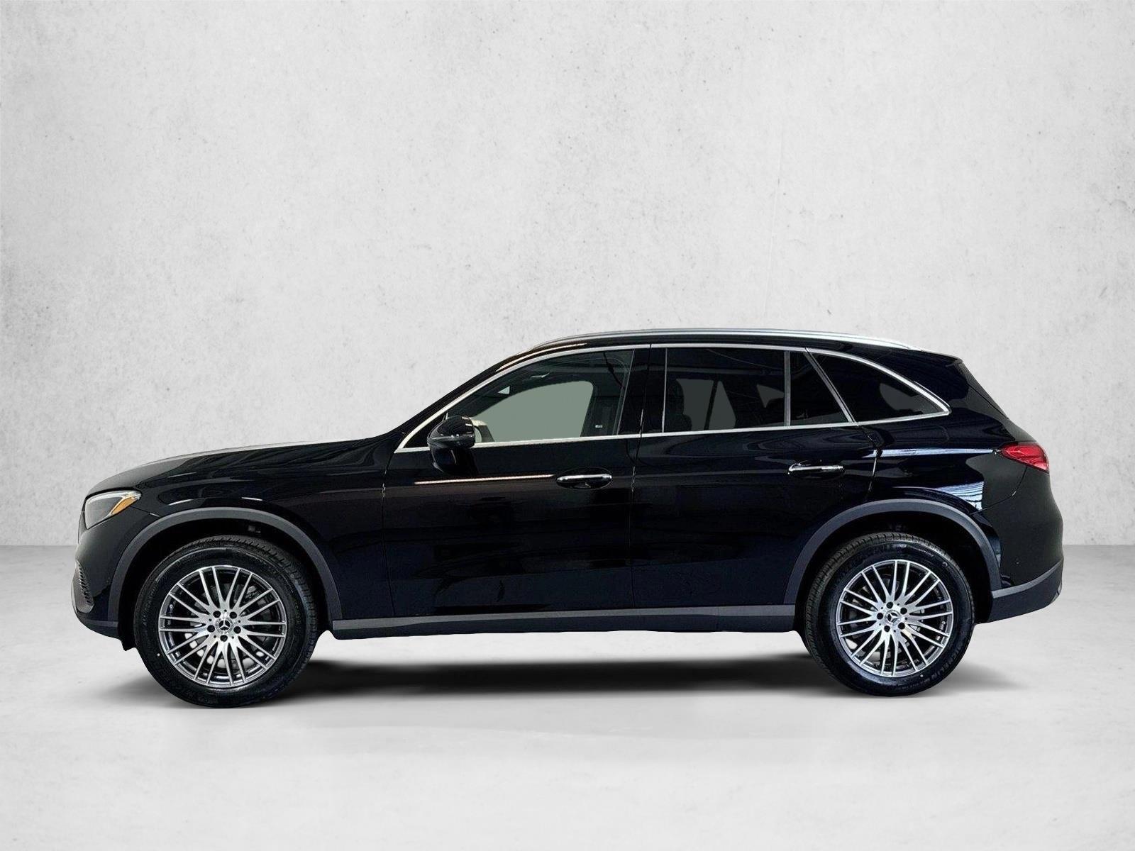 Thumbnail: 2026 Mercedes-Benz GLC - 2