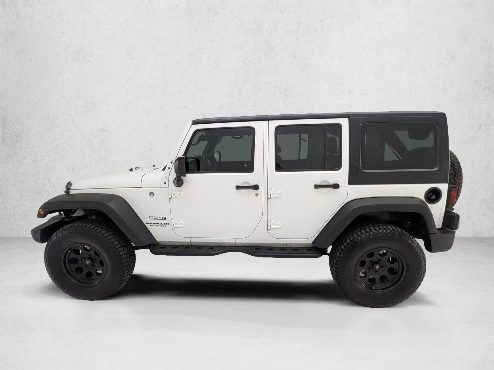 Thumbnail: 2016 Jeep Wrangler - 2