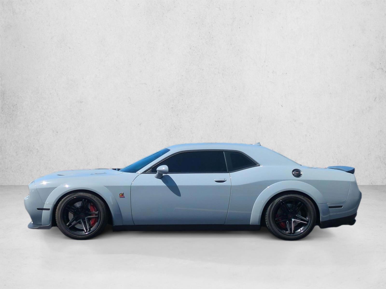 Thumbnail: 2022 Dodge Challenger - 2