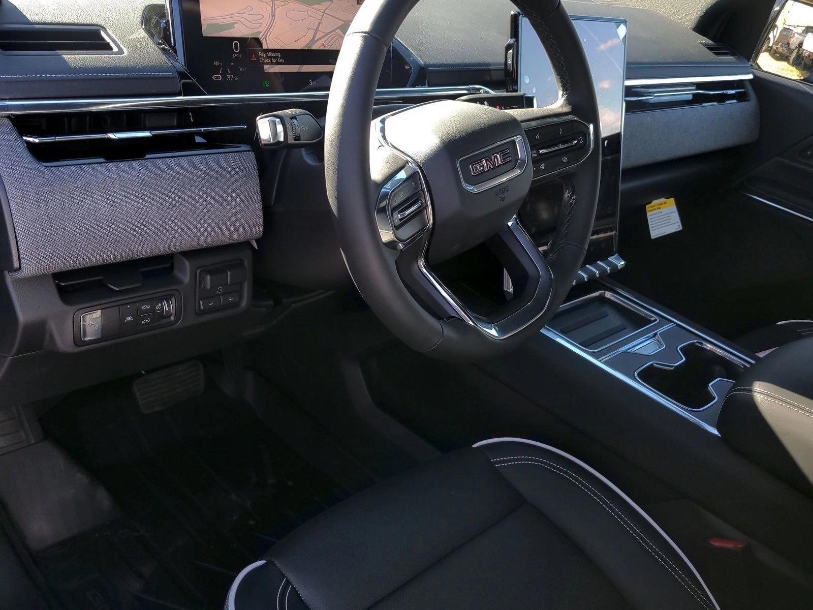 Thumbnail: 2026 GMC Sierra EV - 3