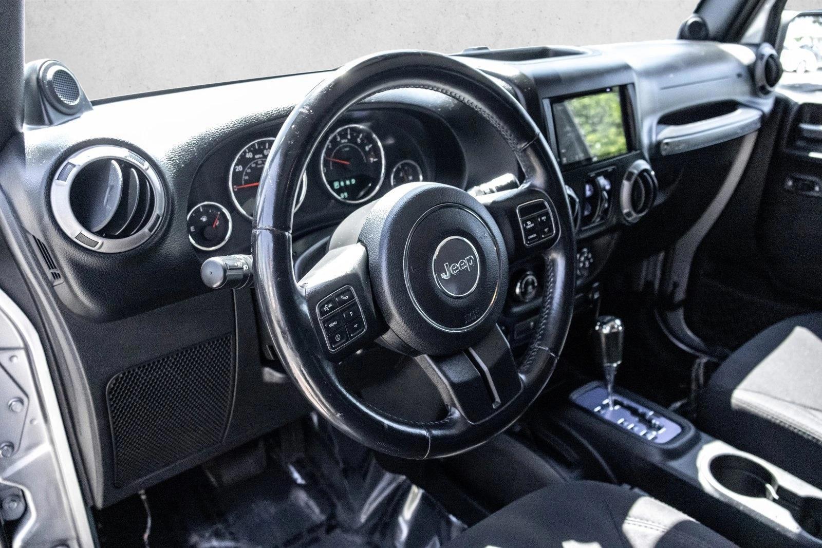 Thumbnail: 2014 Jeep Wrangler - 3