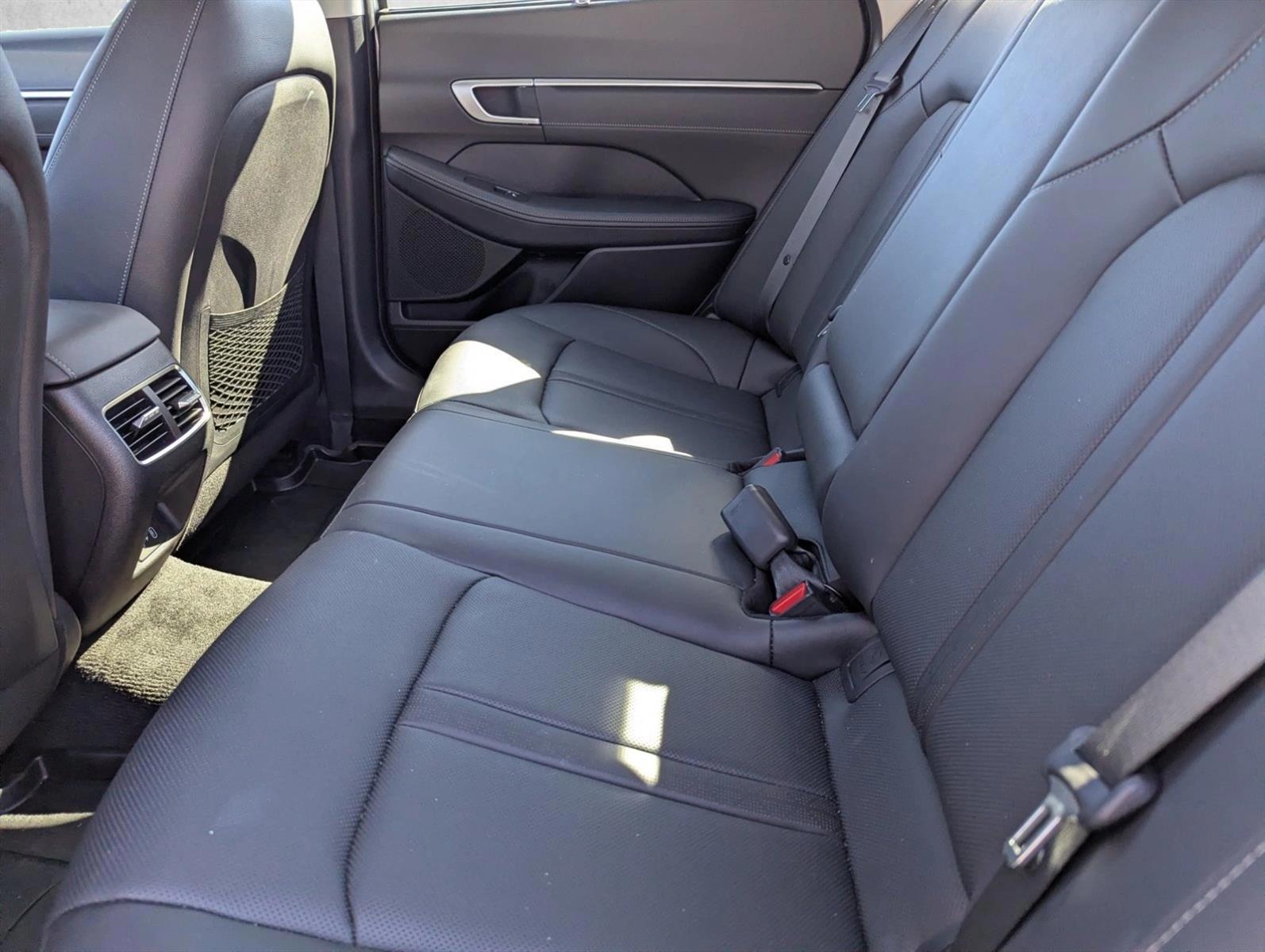 2025 Hyundai Sonata Hybrid Limited - Photo 26