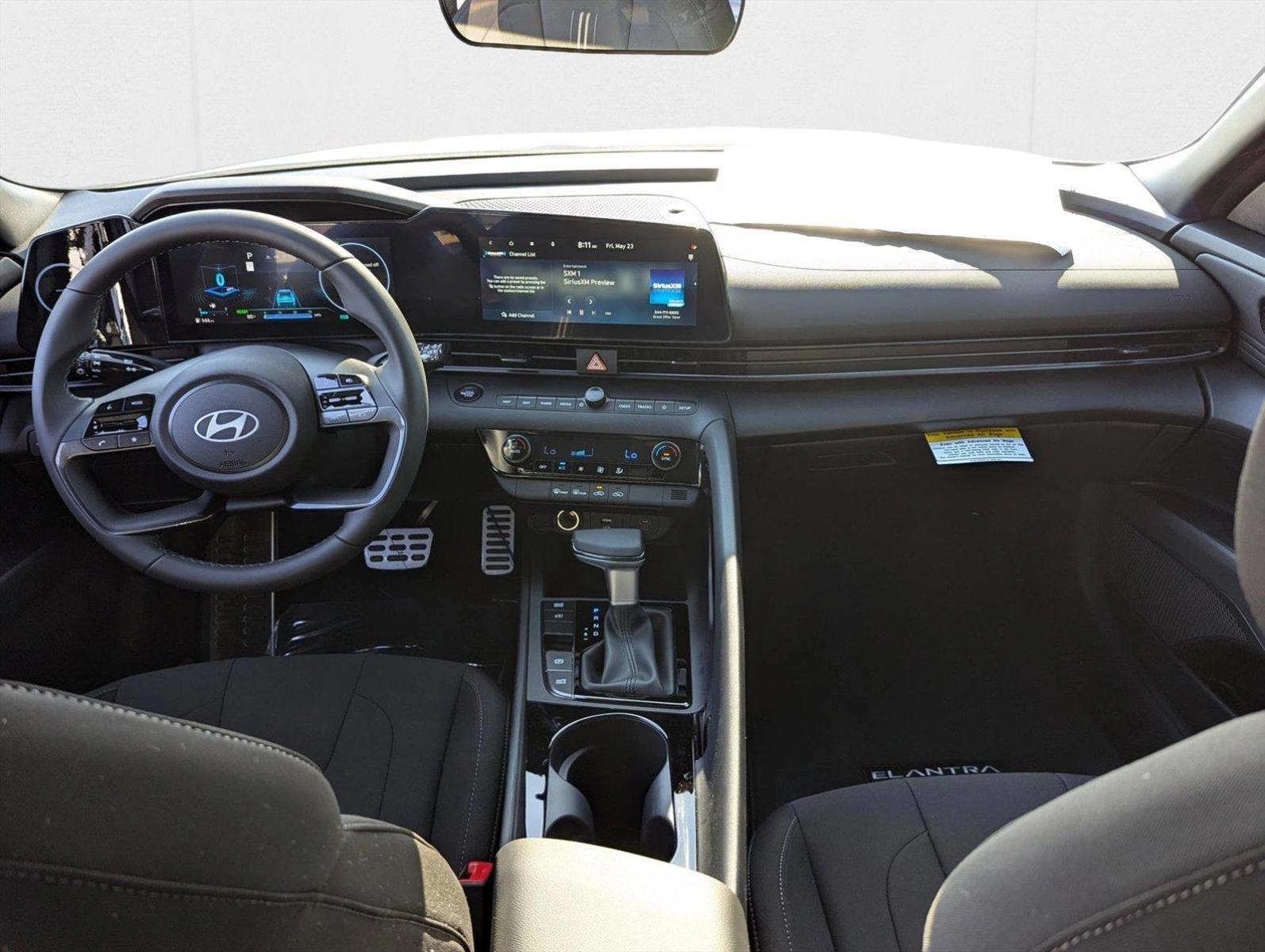 Thumbnail: 2025 Hyundai Elantra - 3