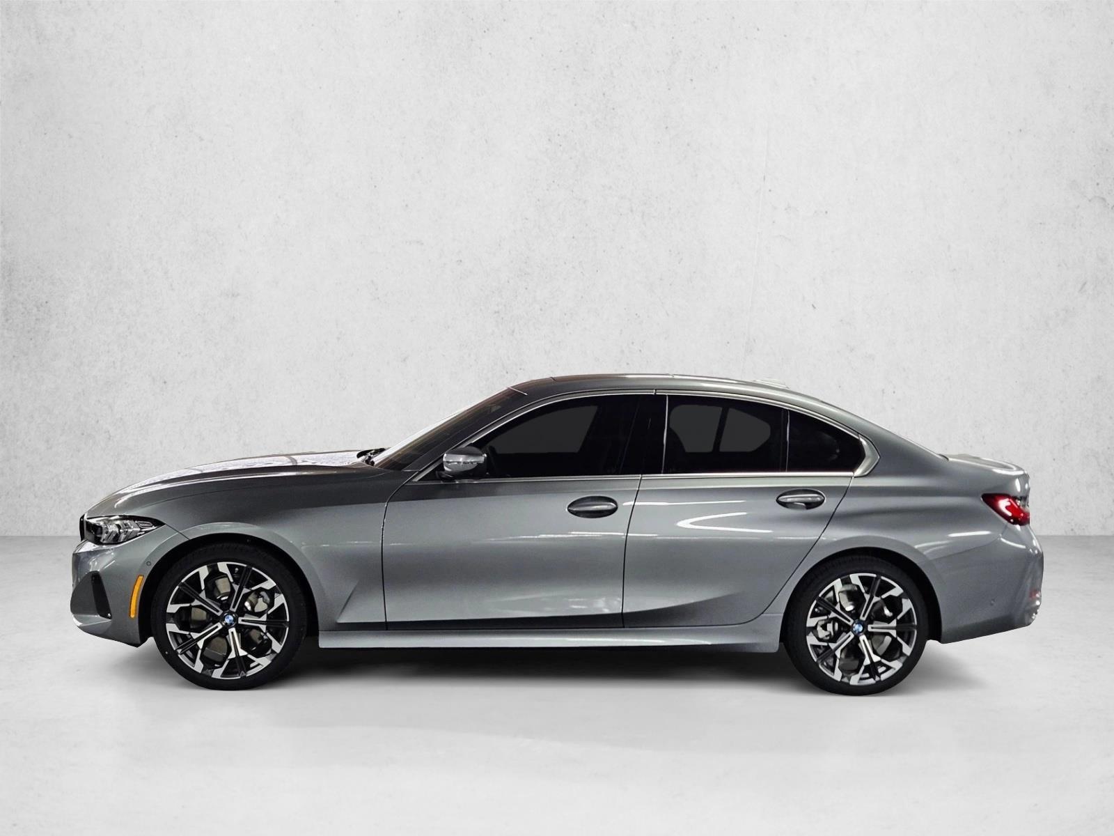 Thumbnail: 2026 BMW 3 Series - 2