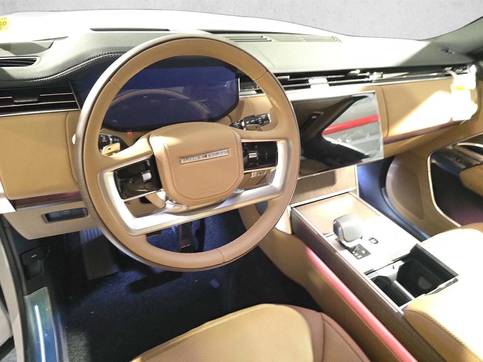 Thumbnail: 2026 Land Rover Range Rover - 4
