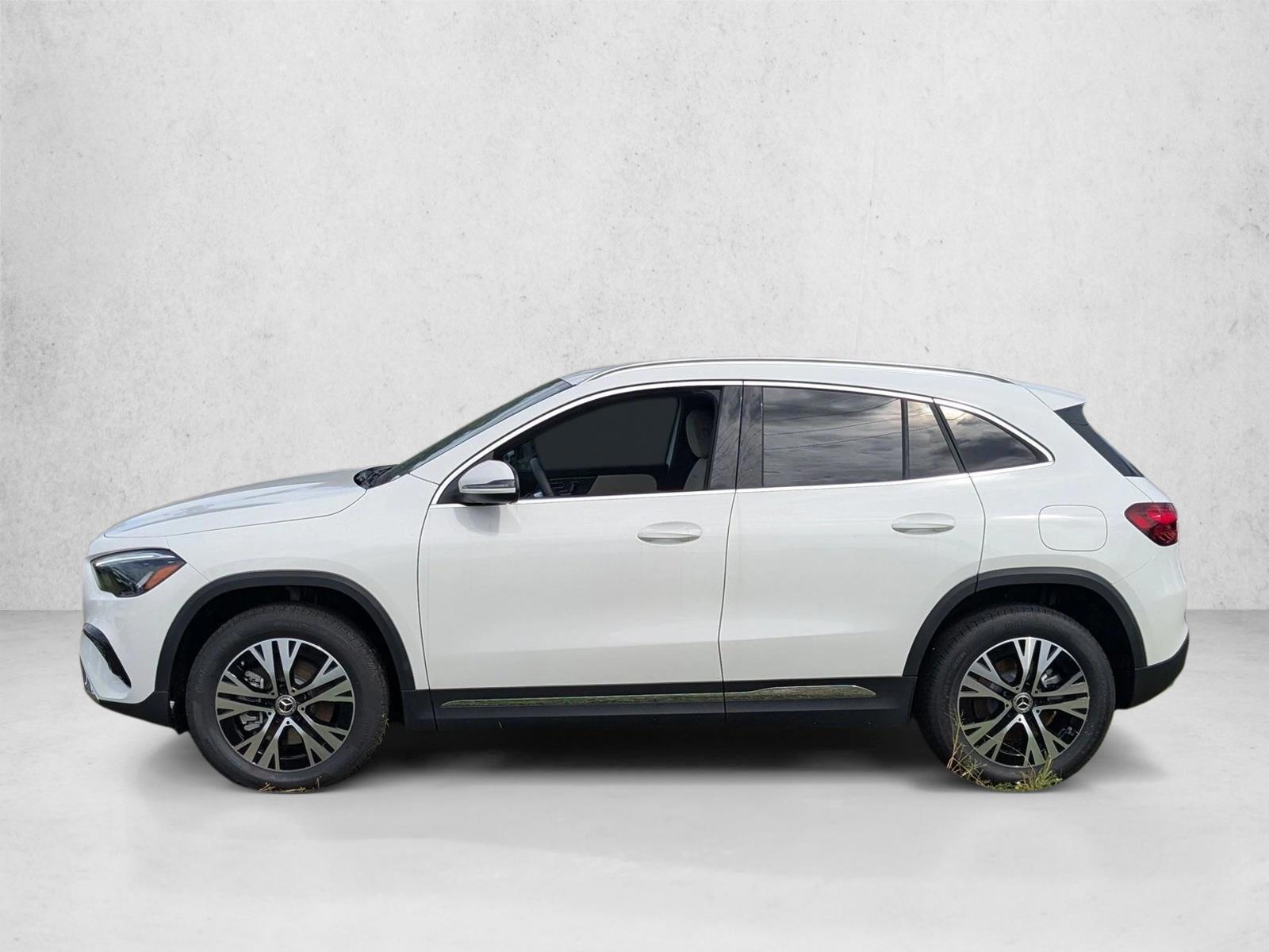 Thumbnail: 2026 Mercedes-Benz GLA - 2
