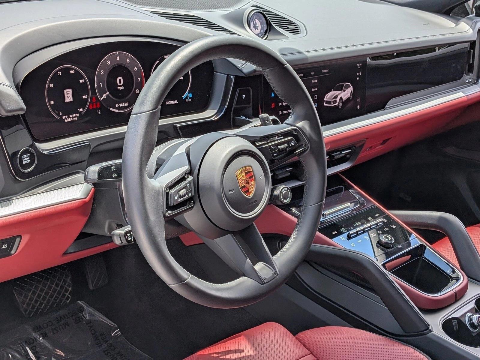 Thumbnail: 2025 Porsche Cayenne - 3