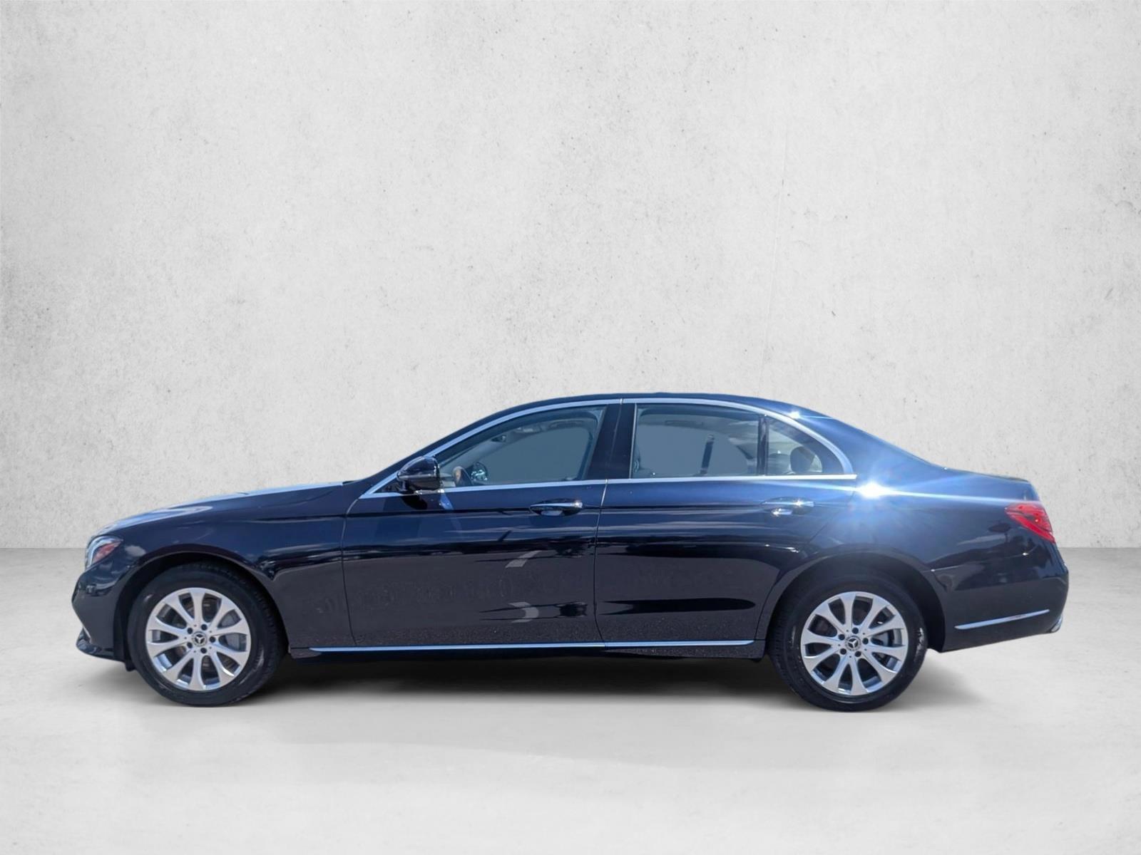 Thumbnail: 2020 Mercedes-Benz E-Class - 2
