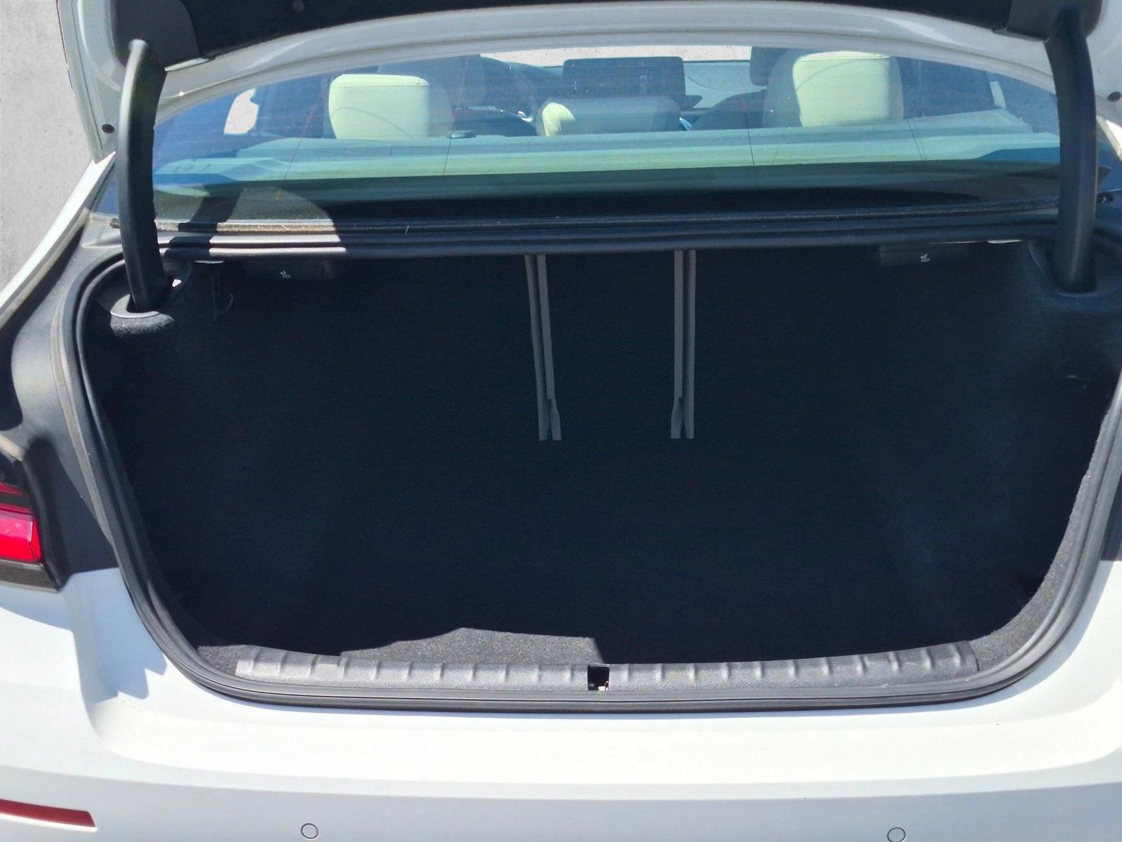 2021 BMW 5 Series 530i - Photo 23