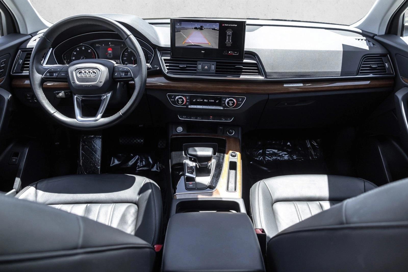 Thumbnail: 2023 Audi Q5 - 4