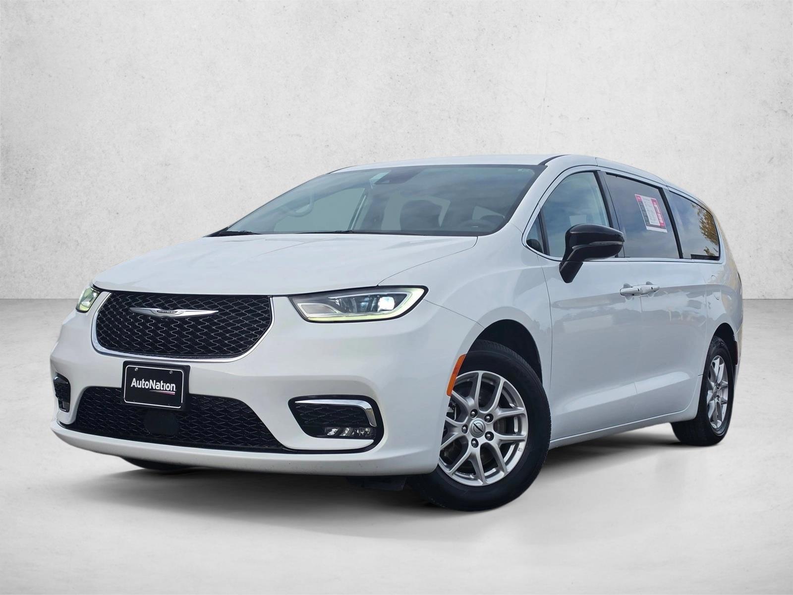 2024 Chrysler Pacifica