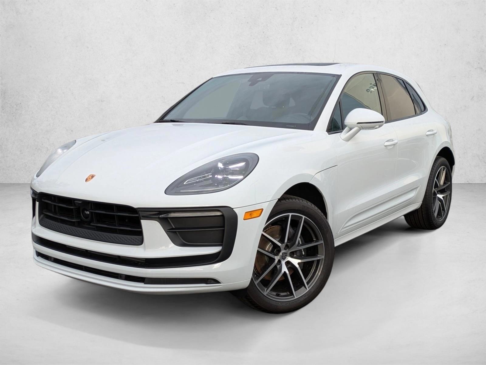 Thumbnail: 2025 Porsche Macan - 1