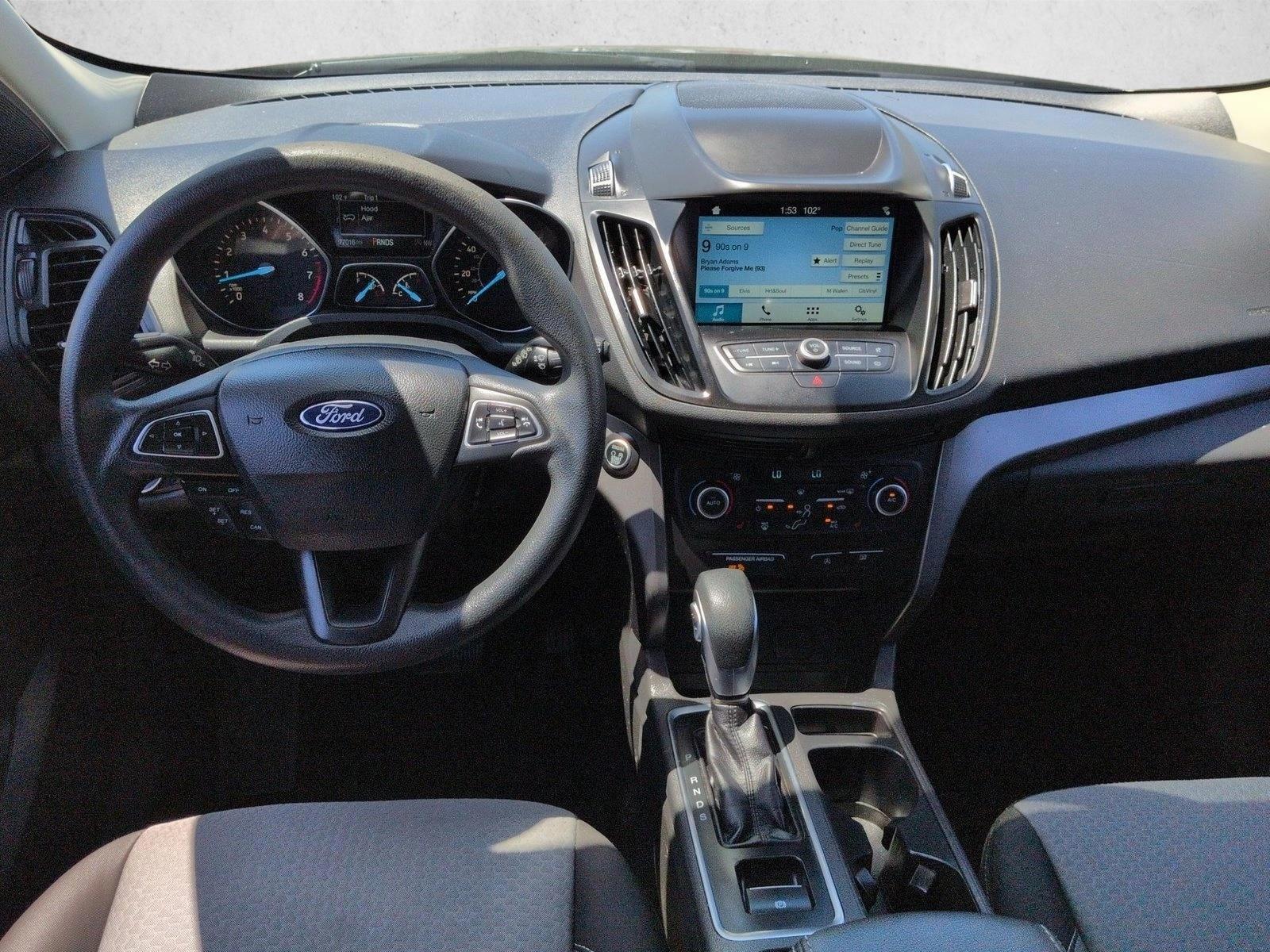 Thumbnail: 2019 Ford Escape - 4