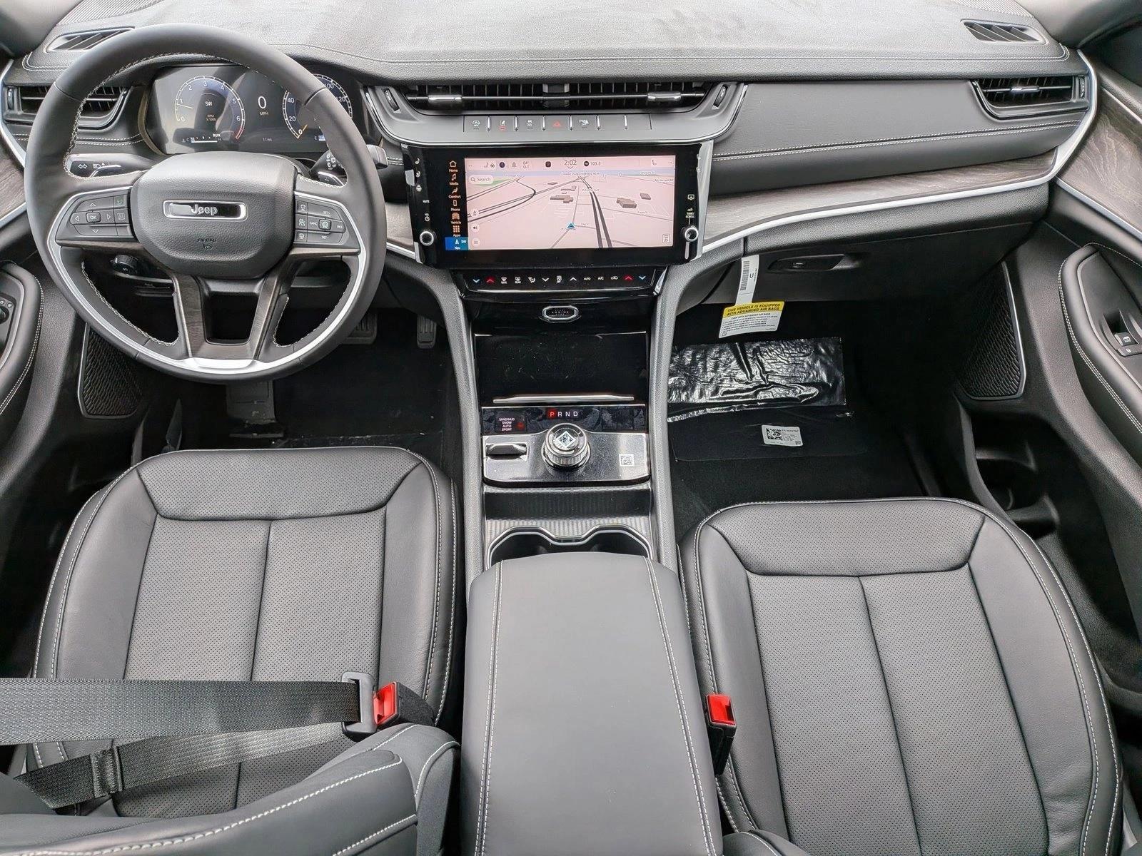 Thumbnail: 2026 Jeep Grand Cherokee - 3