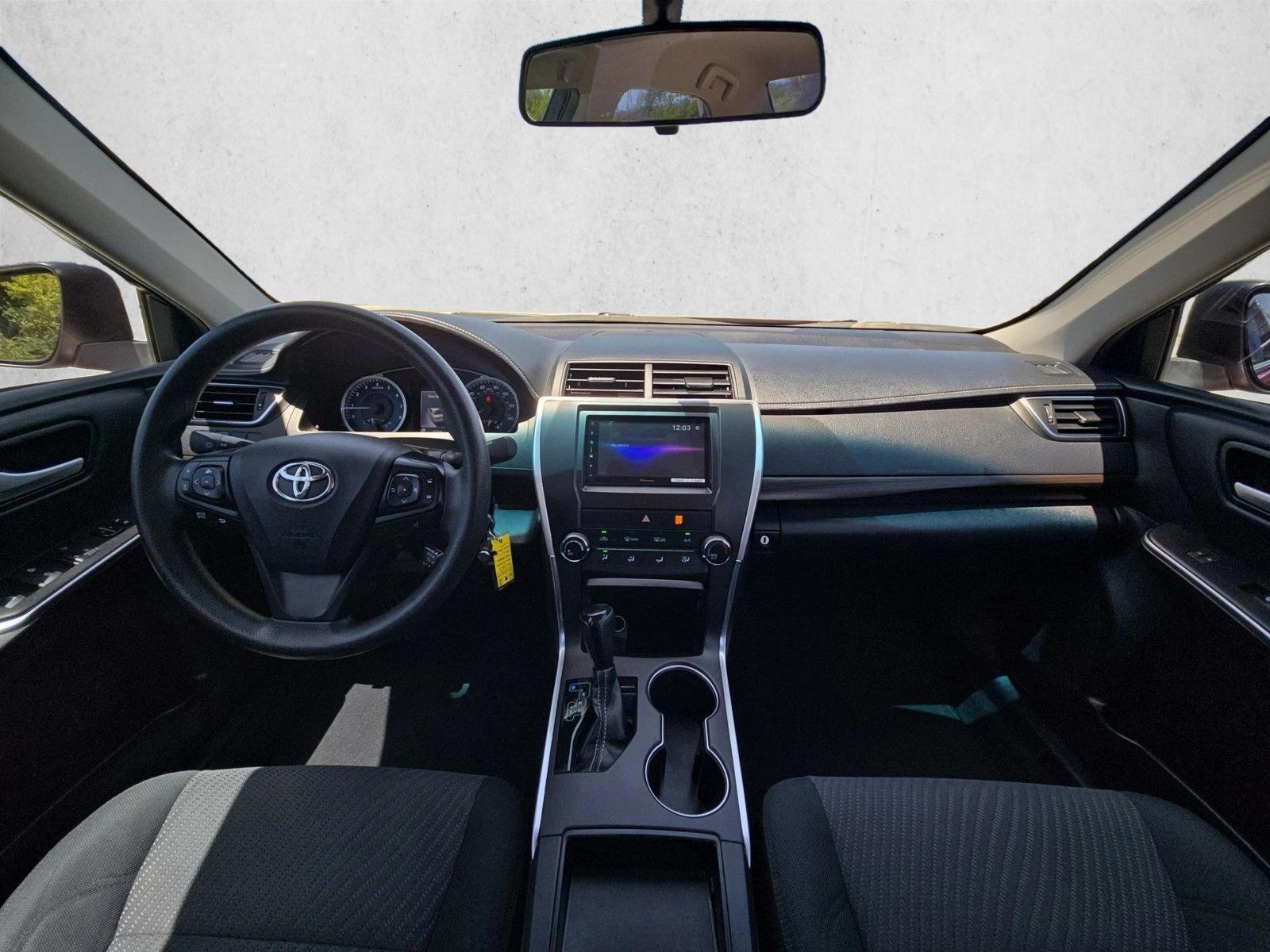 Thumbnail: 2017 Toyota Camry - 3