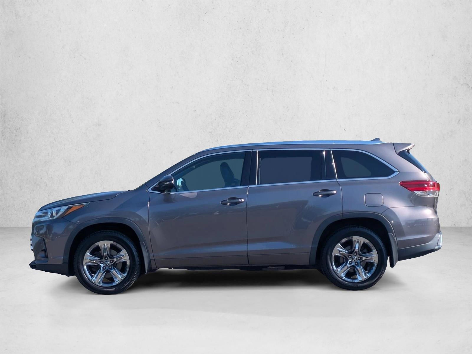 Thumbnail: 2019 Toyota Highlander - 2