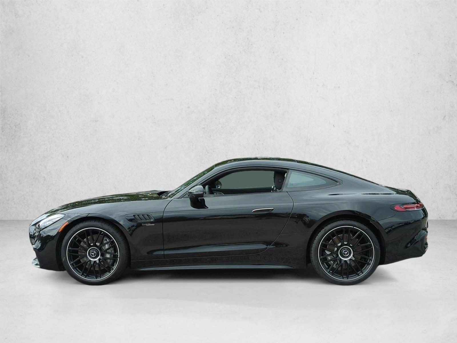Thumbnail: 2026 Mercedes-Benz AMG GT - 2