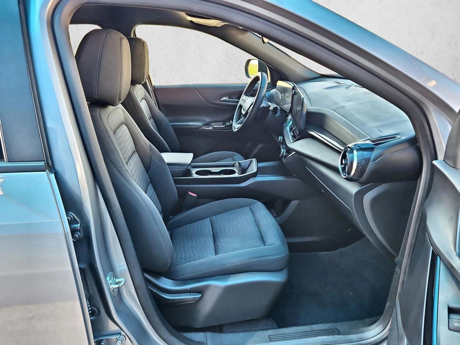 2025 Chevrolet Equinox LT - Photo 21