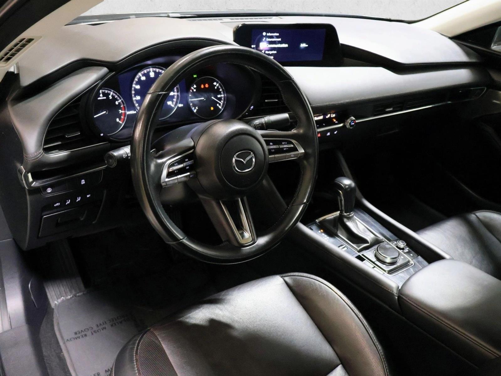 Thumbnail: 2020 Mazda Mazda3 - 3