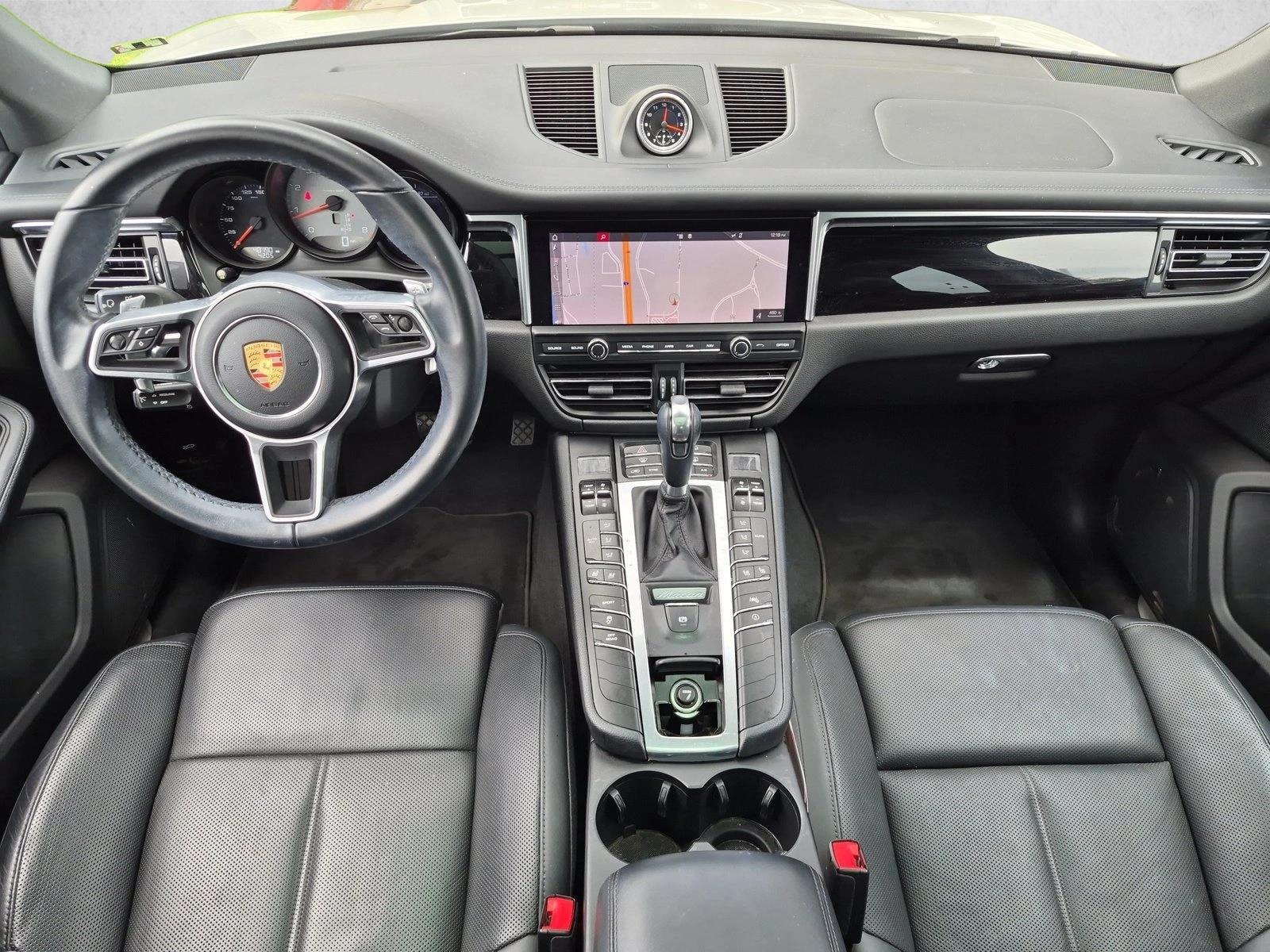 Thumbnail: 2019 Porsche Macan - 4