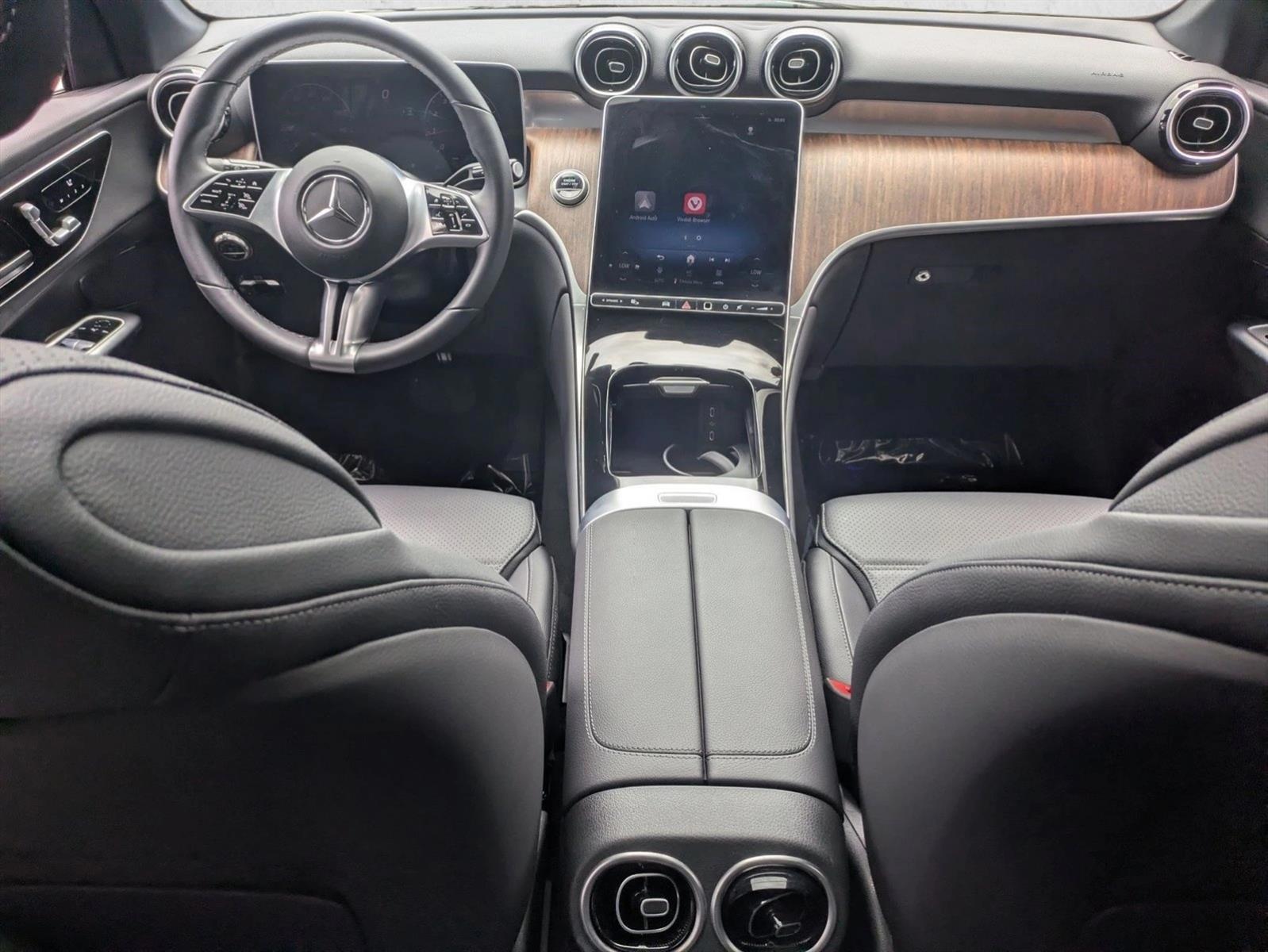 Thumbnail: 2026 Mercedes-Benz GLC - 3