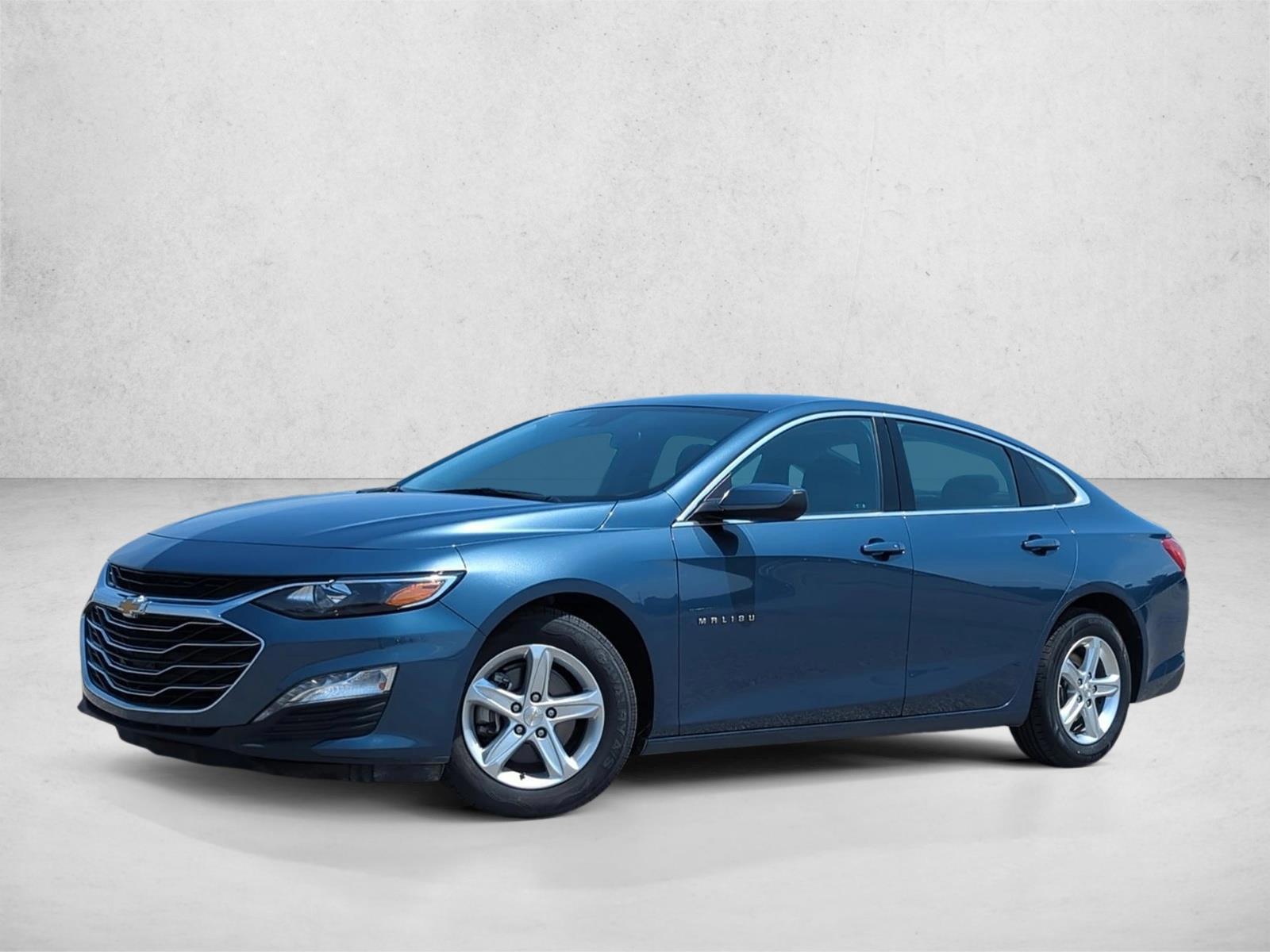 Thumbnail: 2024 Chevrolet Malibu - 1