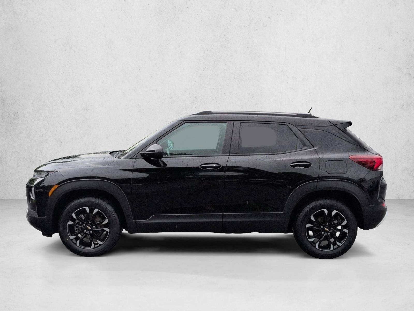 Thumbnail: 2023 Chevrolet TrailBlazer - 2