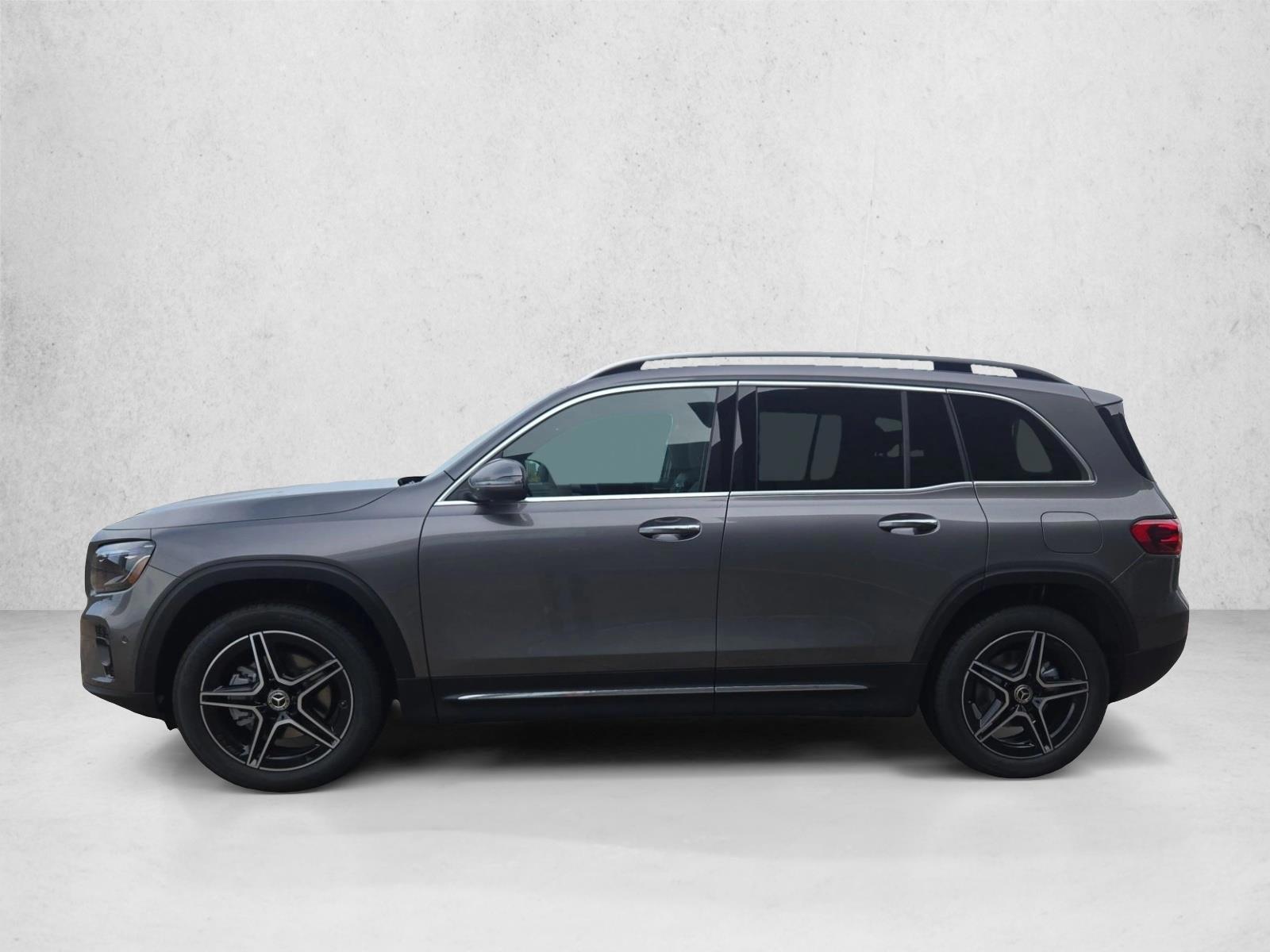 Thumbnail: 2026 Mercedes-Benz GLB - 2