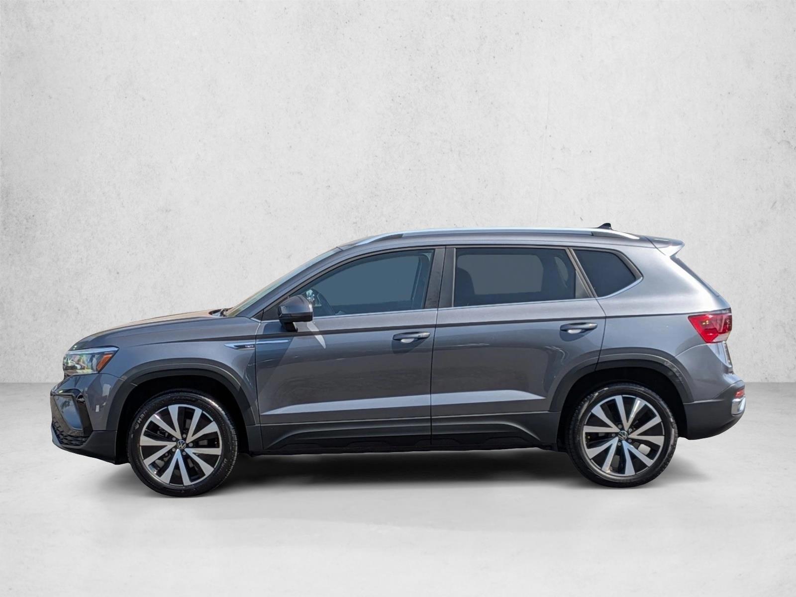 Thumbnail: 2022 Volkswagen Taos - 2