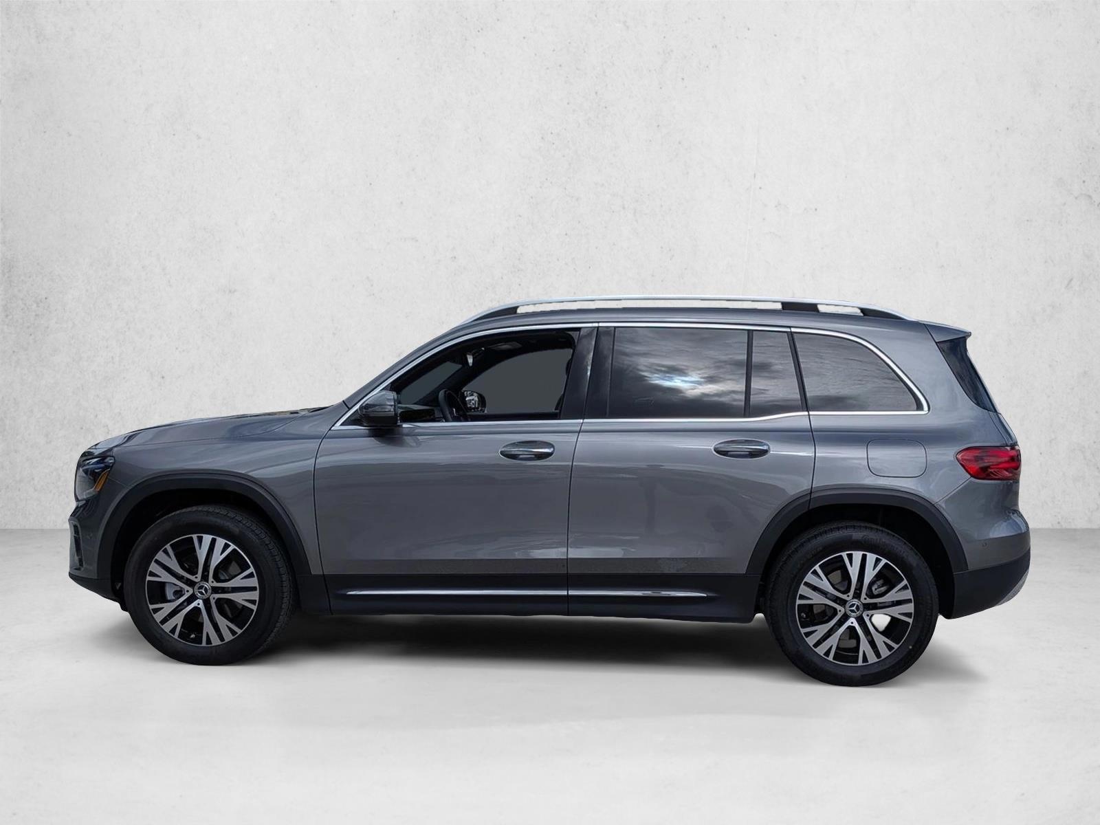 Thumbnail: 2026 Mercedes-Benz GLB - 2