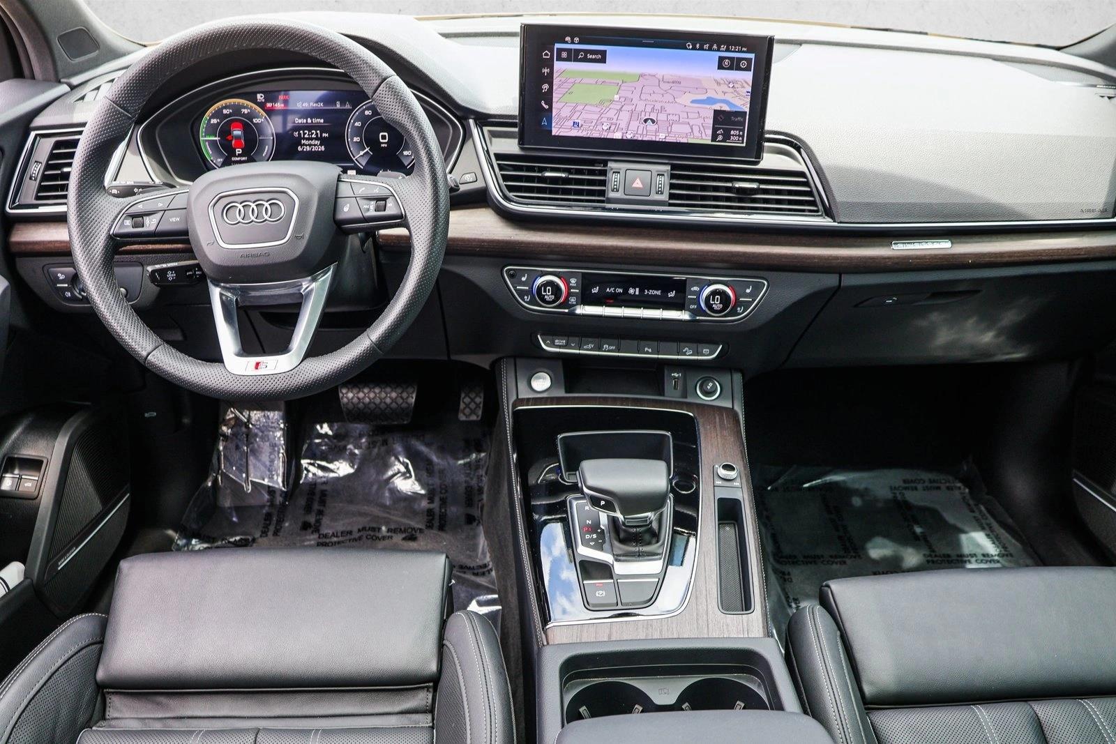 Thumbnail: 2025 Audi Q5 - 4
