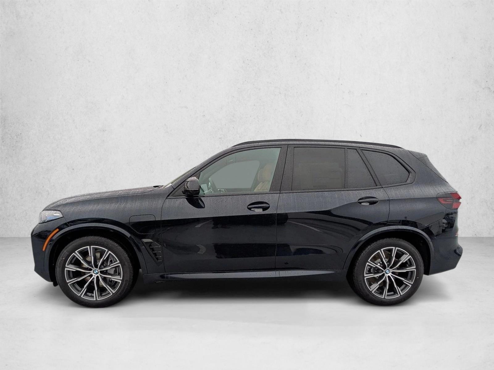 Thumbnail: 2026 BMW X5 - 2