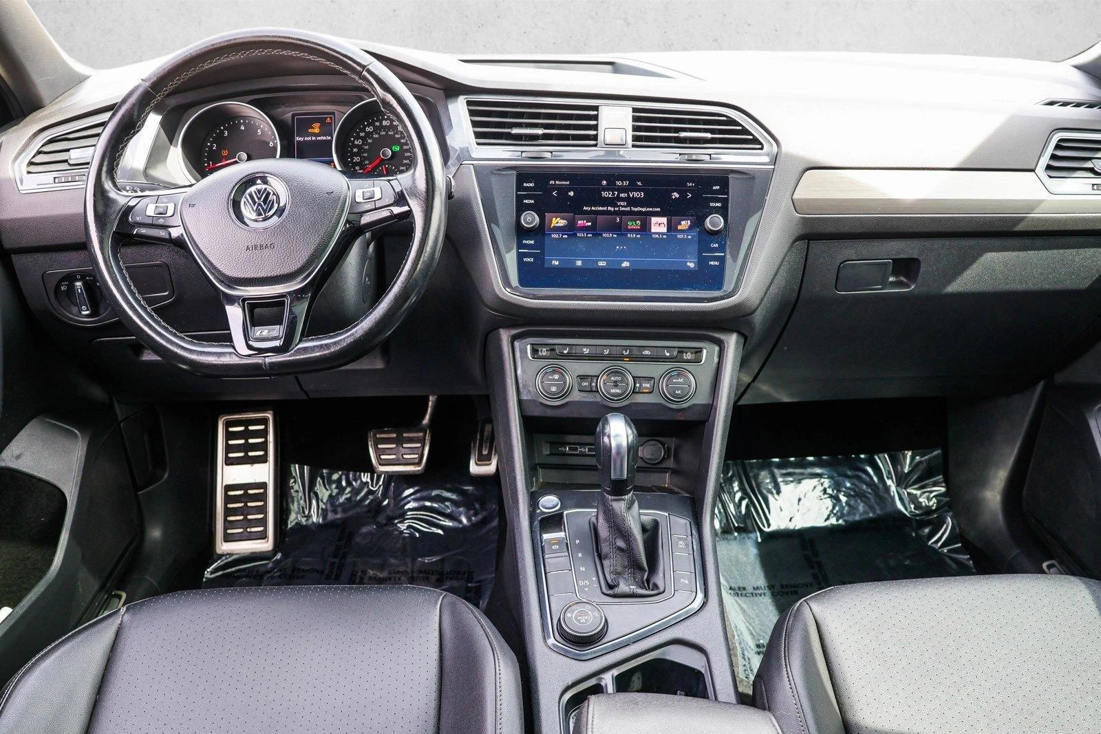 Thumbnail: 2020 Volkswagen Tiguan - 3