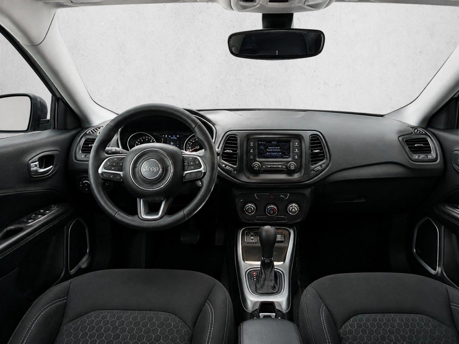 Thumbnail: 2017 Jeep Compass - 5