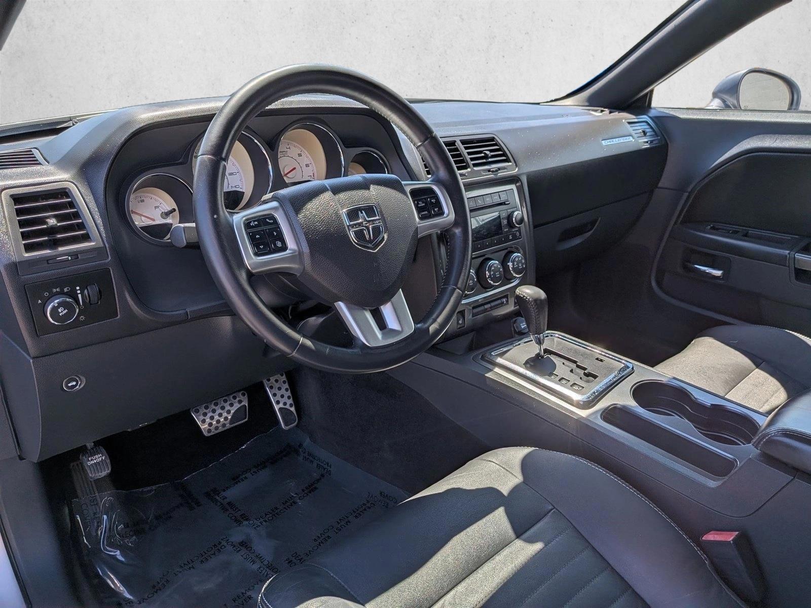 Thumbnail: 2011 Dodge Challenger - 3