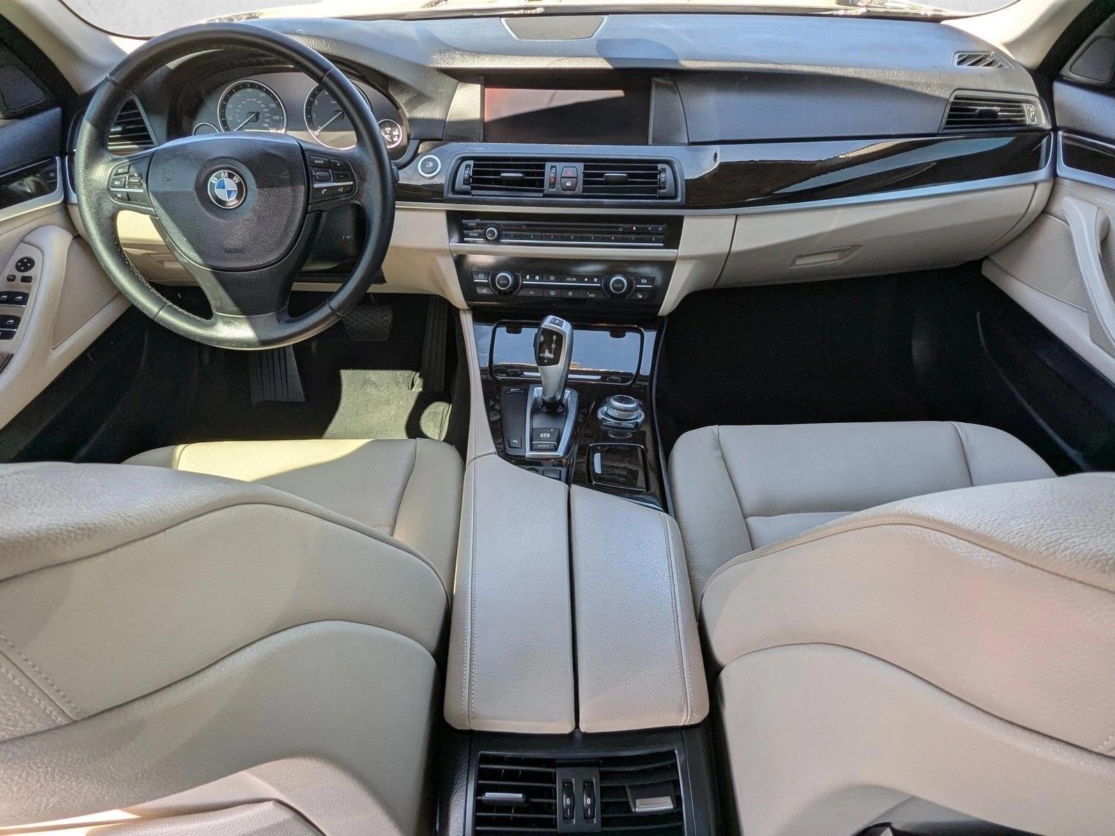 Thumbnail: 2011 BMW 5 Series - 2