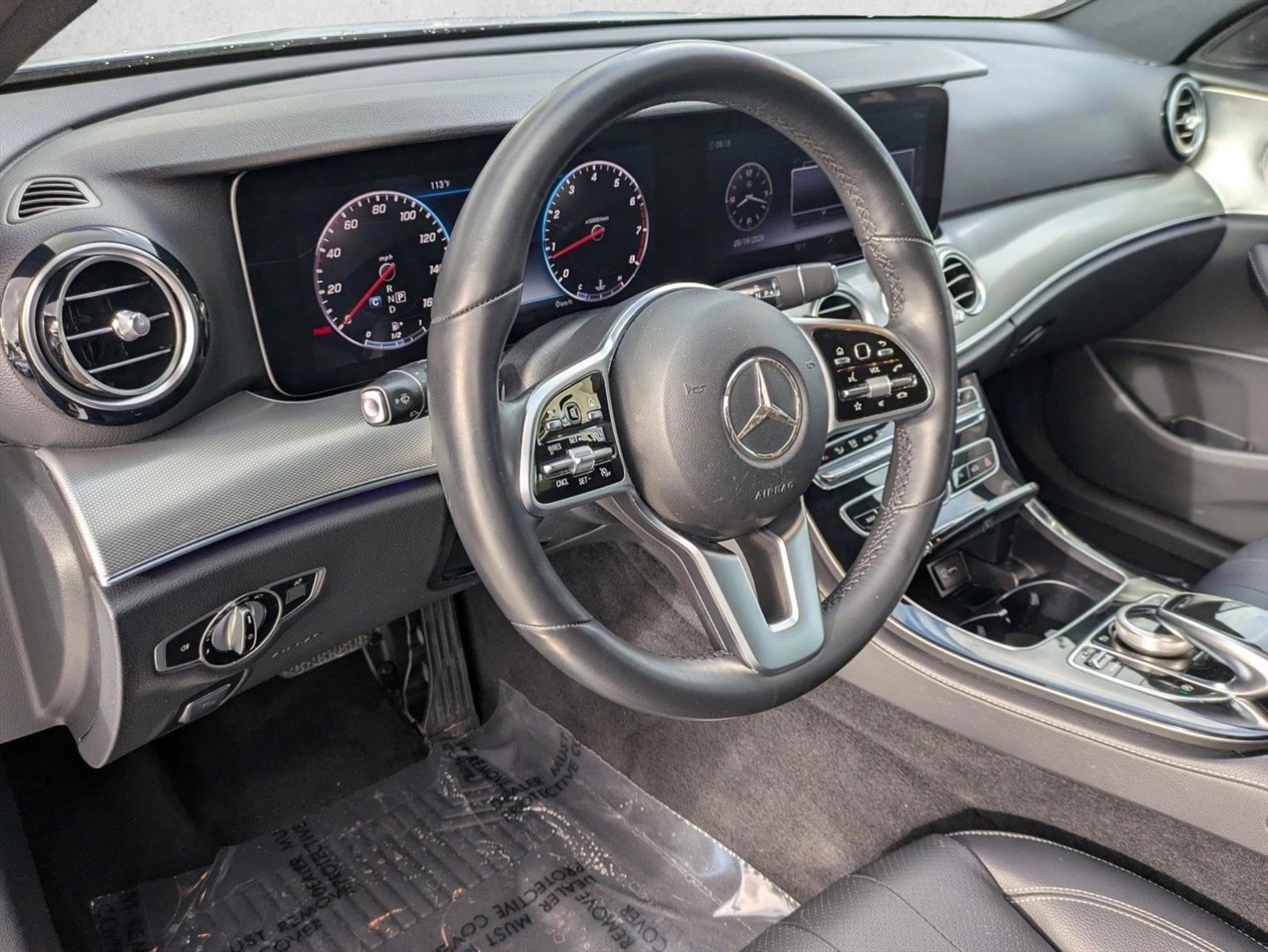 Thumbnail: 2020 Mercedes-Benz E-Class - 3