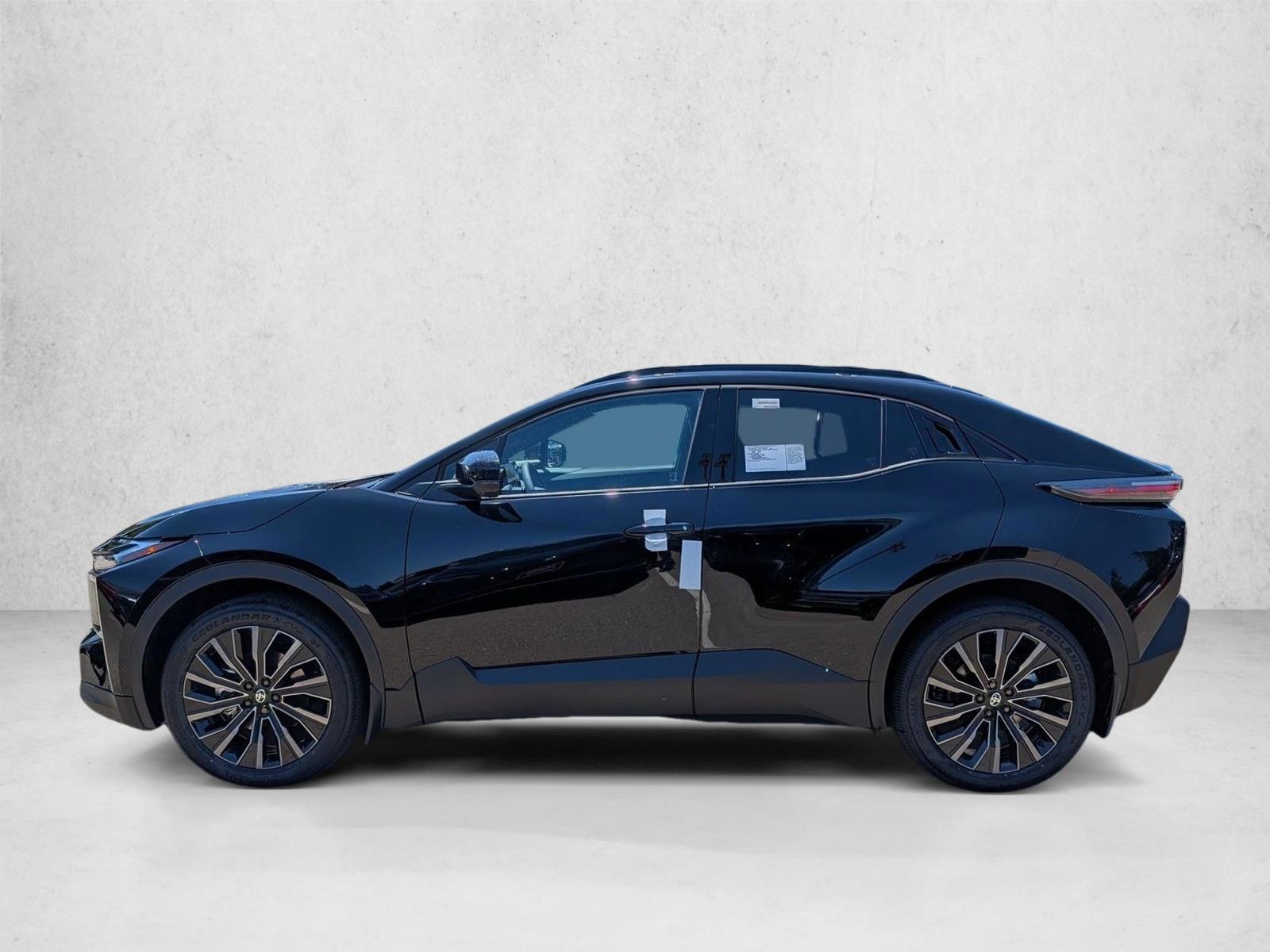 Thumbnail: 2026 Toyota C-HR - 2
