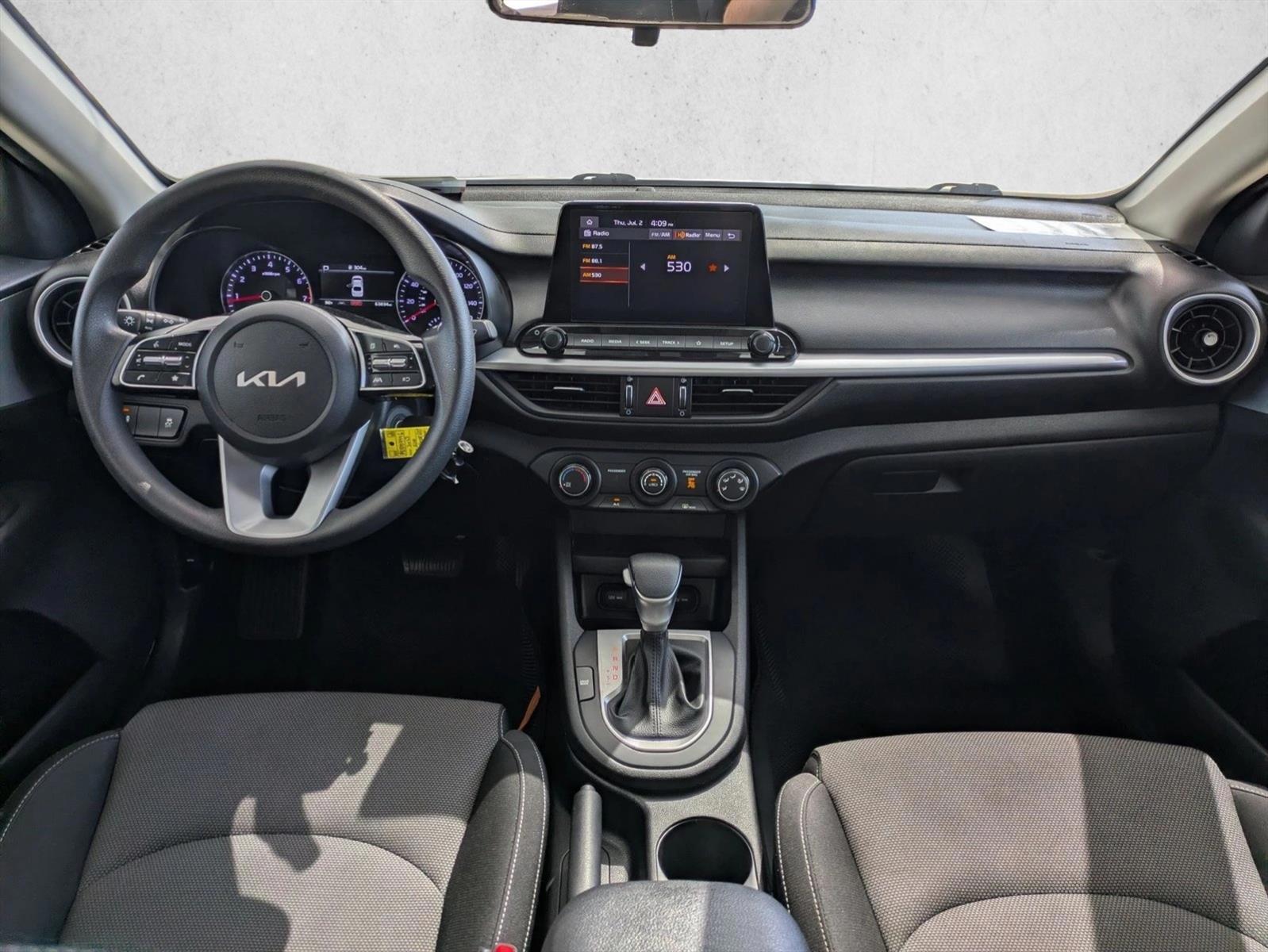 Thumbnail: 2023 Kia Forte - 3