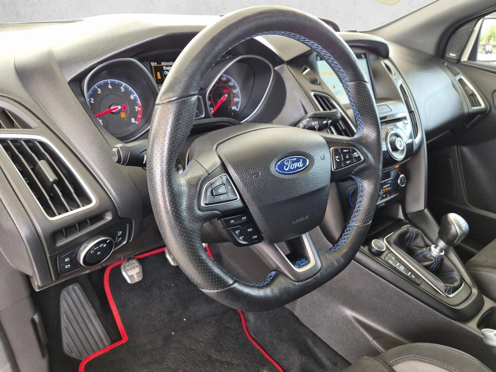 Thumbnail: 2017 Ford Focus - 3