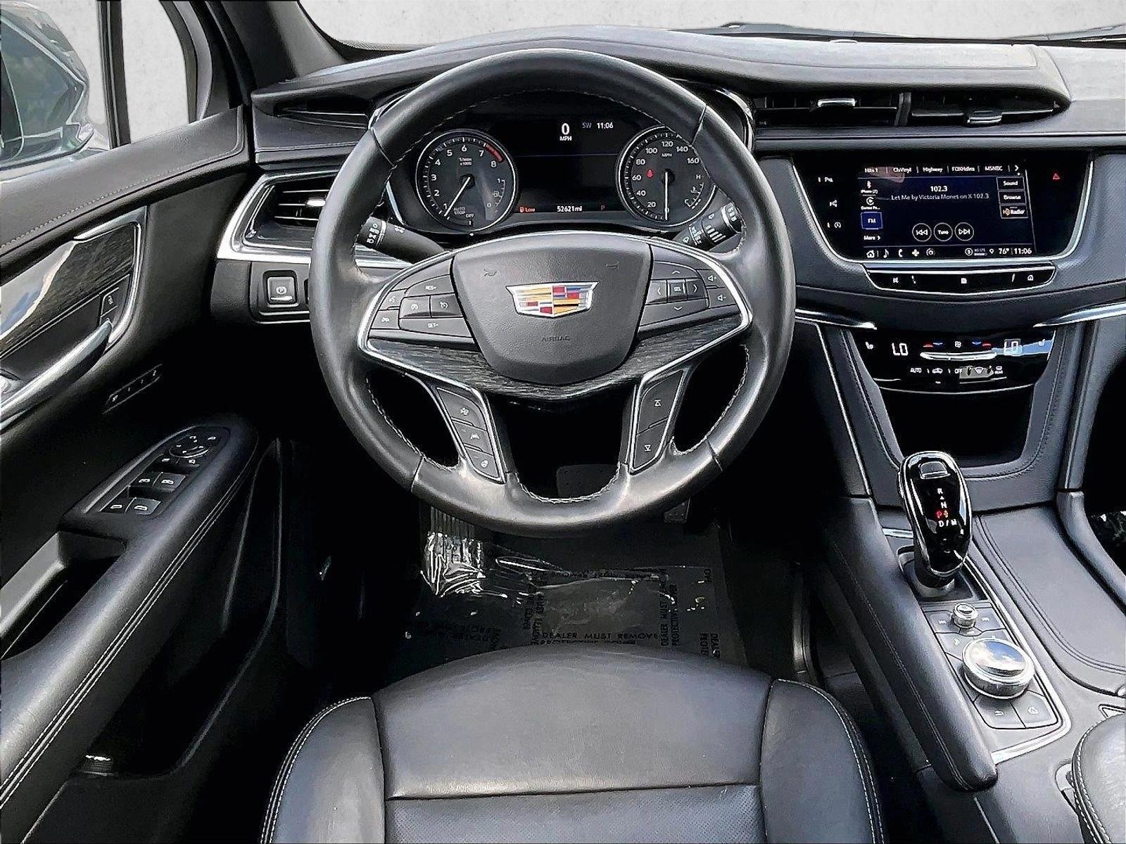 Thumbnail: 2021 Cadillac XT5 - 3
