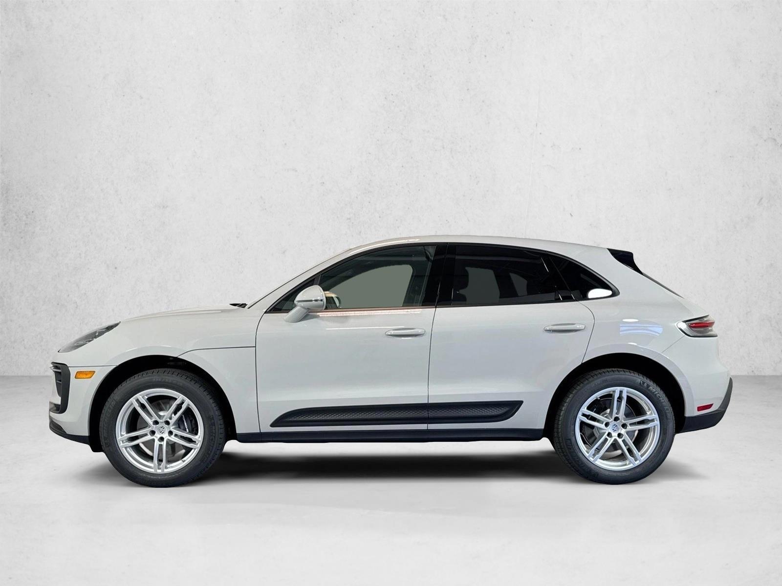 Thumbnail: 2026 Porsche Macan - 2
