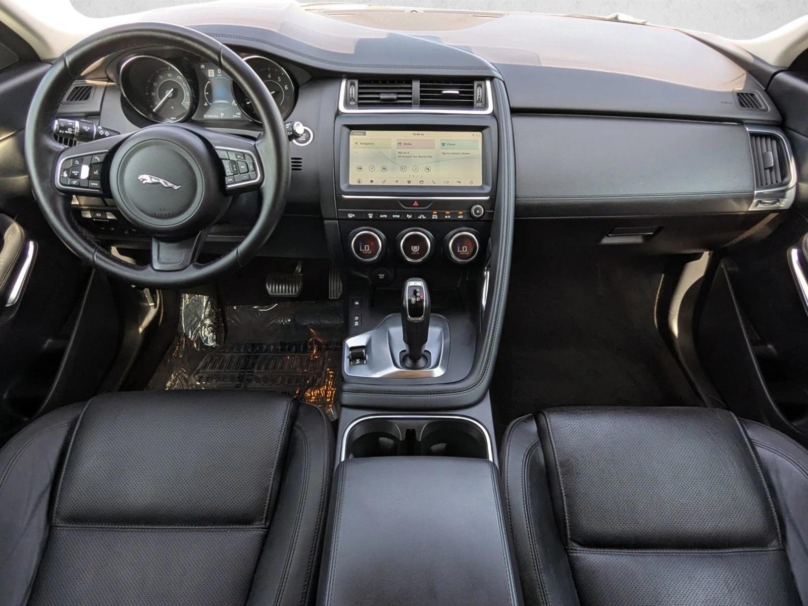Thumbnail: 2019 Jaguar E-Pace - 3