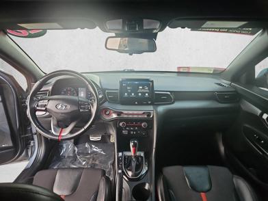 2020 Hyundai Veloster