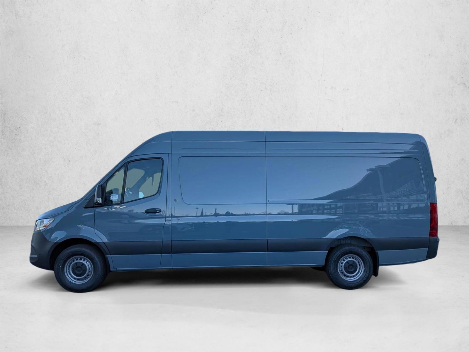 Thumbnail: 2026 Mercedes-Benz Sprinter - 2