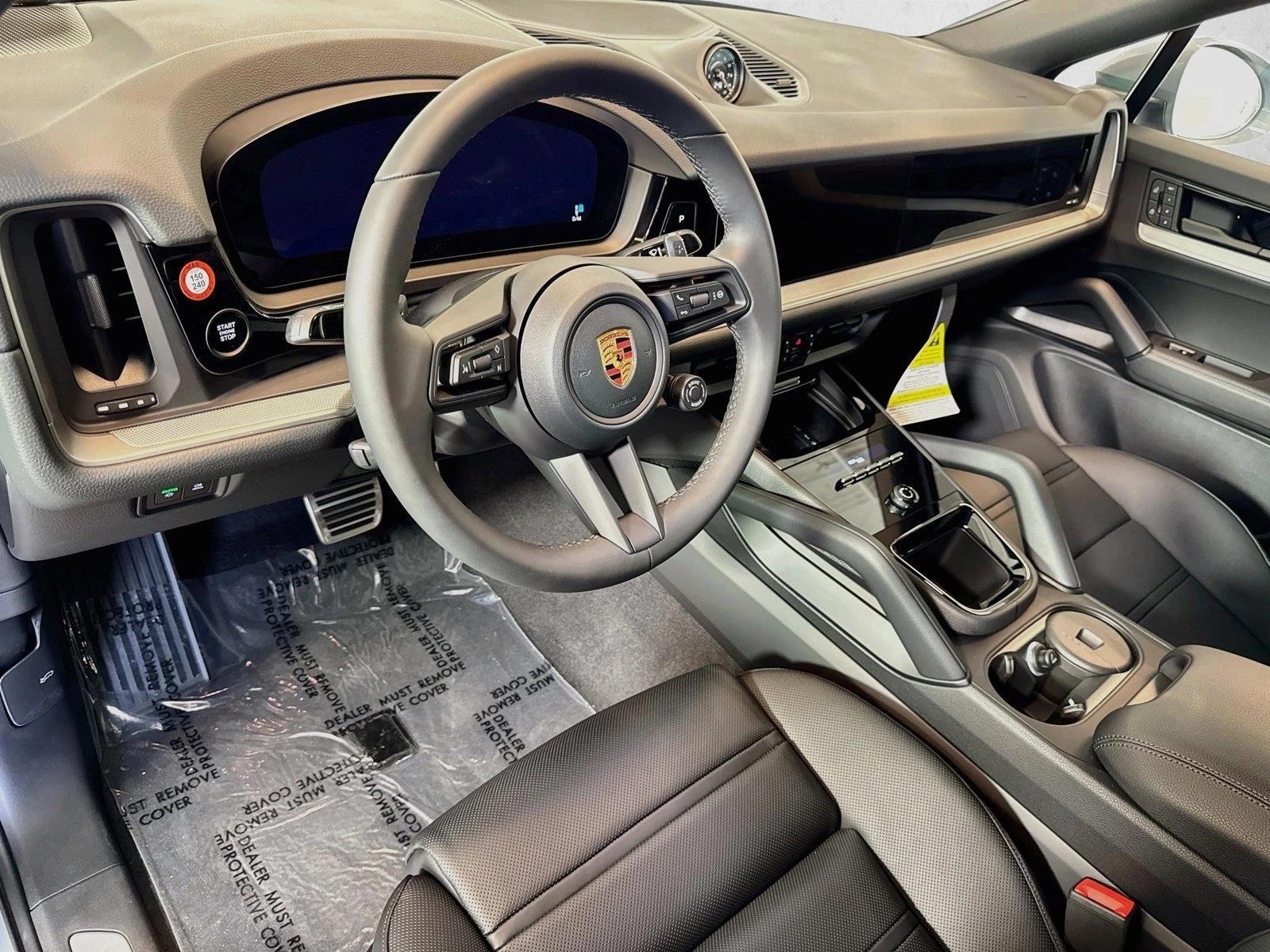 Thumbnail: 2026 Porsche Cayenne - 3